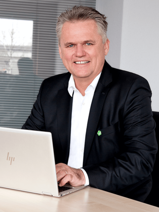 Portrait von Christoph Gusenleitner, CEO von ROVEMA